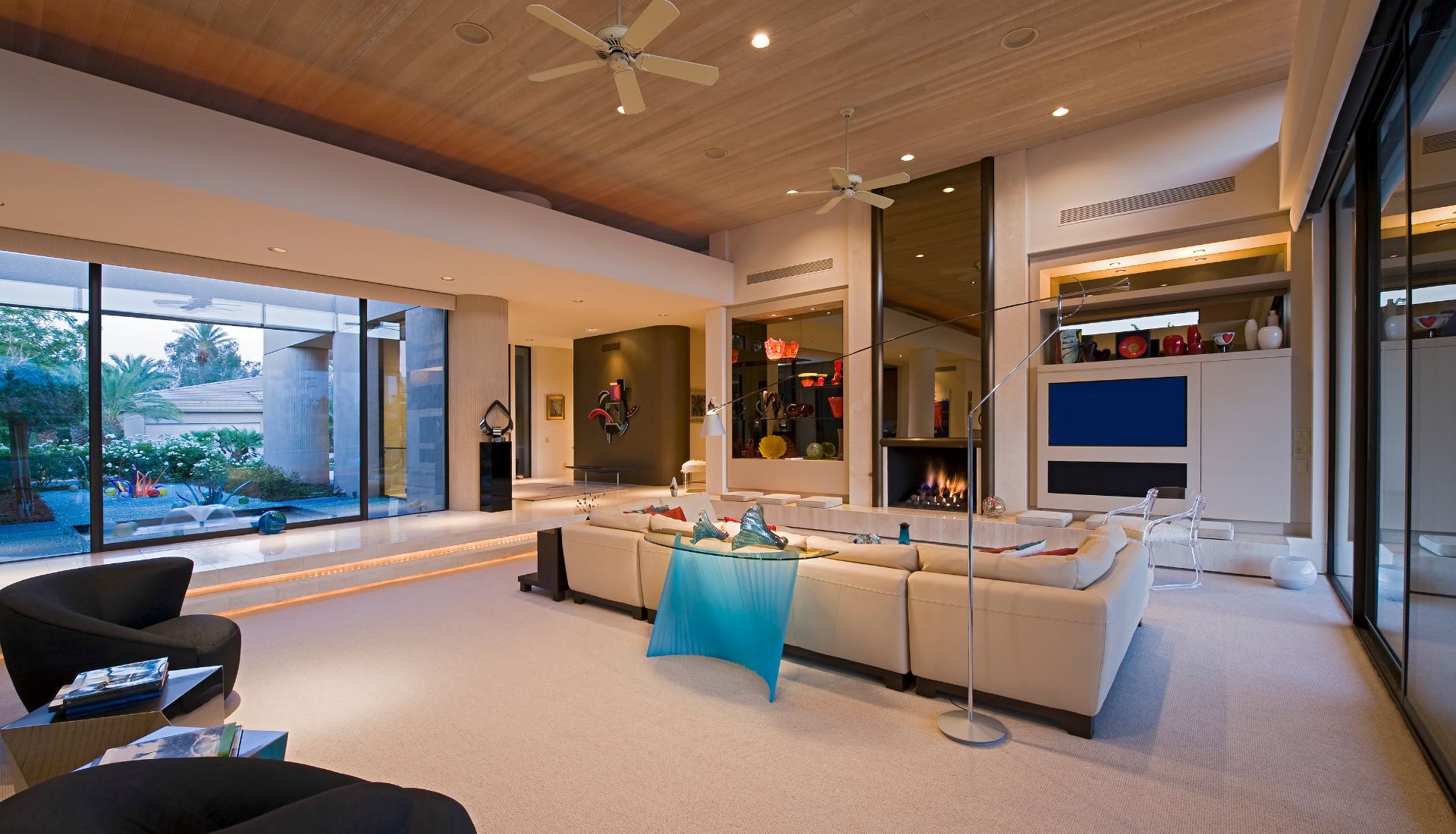 Gạch ốp lát cao cấp